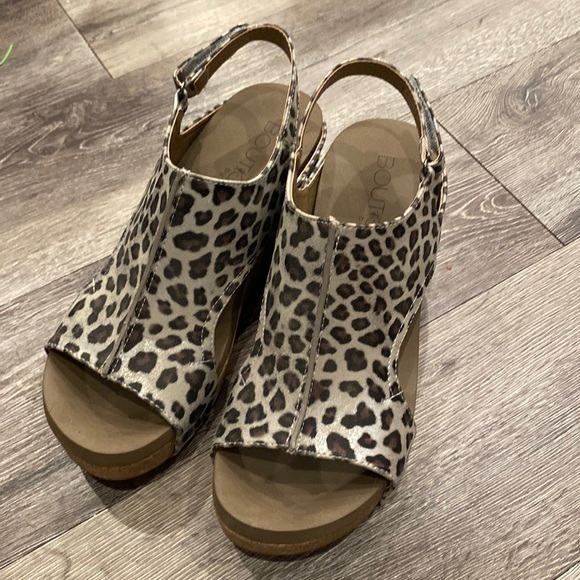 Corkys Shoes - Corkys Carley Silver Leopard Wedged Sandal, Size 9